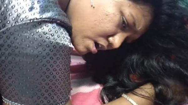 Pyaasi desi aunty ki chudai video leaked mms clip
